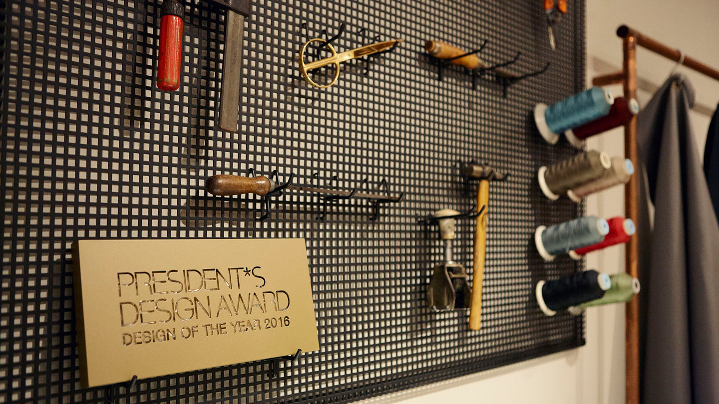 Bynd Artisan work desk